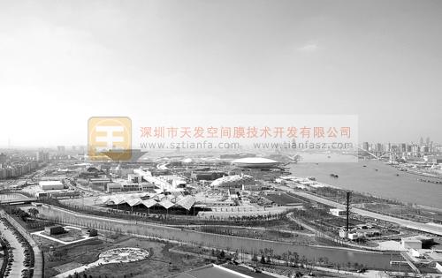 从空中俯瞰整个世博园区