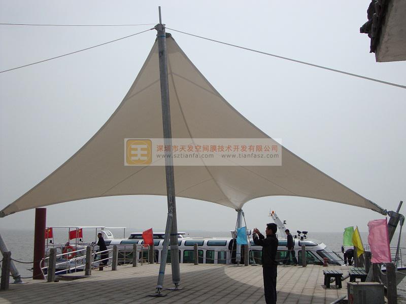 唐山市菩提岛旅游码头<strong><strong>张拉膜</strong></strong>工程